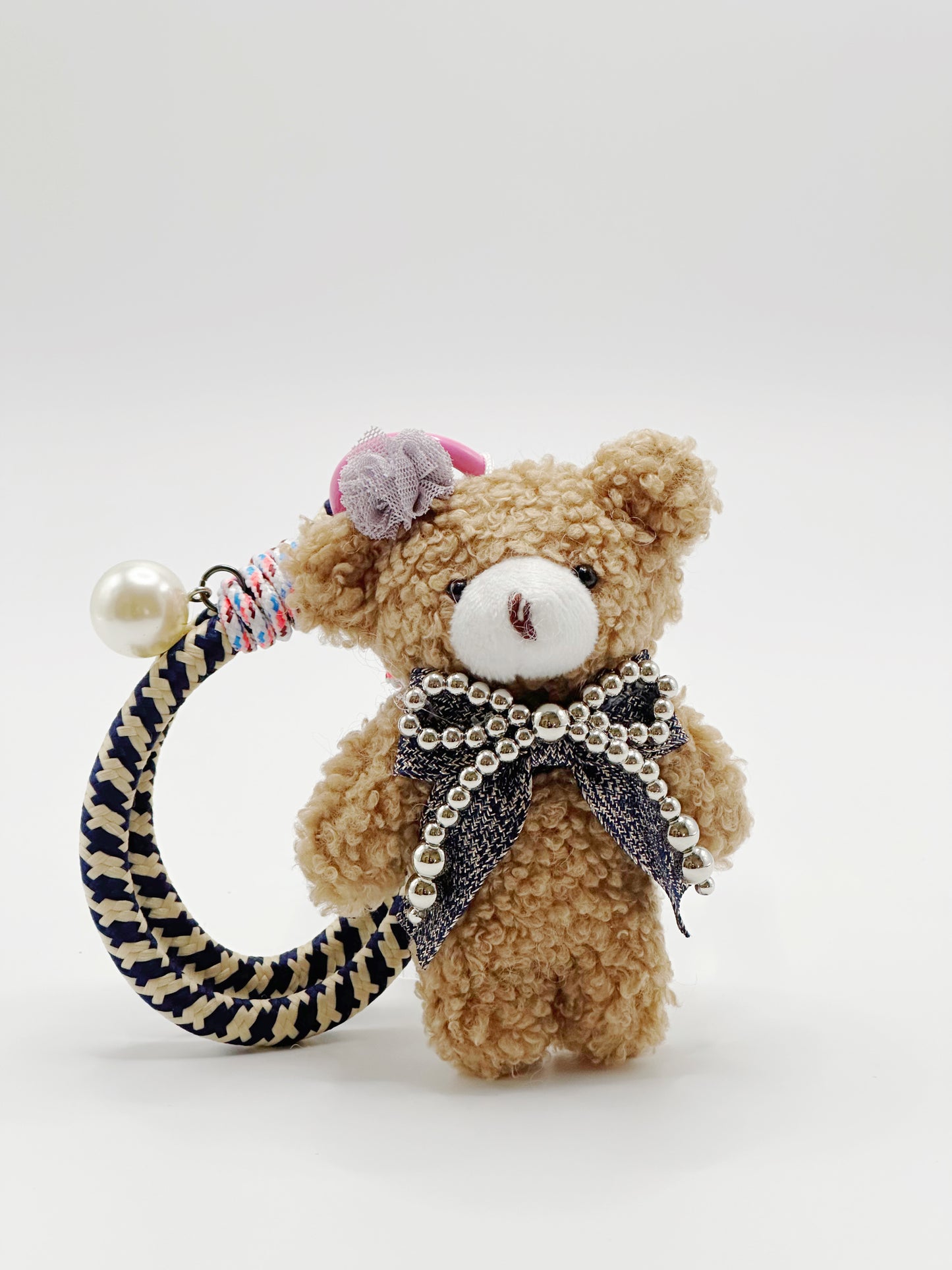 Silver pearl bear